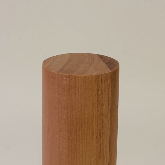 Tierurne aus Elsbeere – Stele, Rund, Glatt, 0,45L