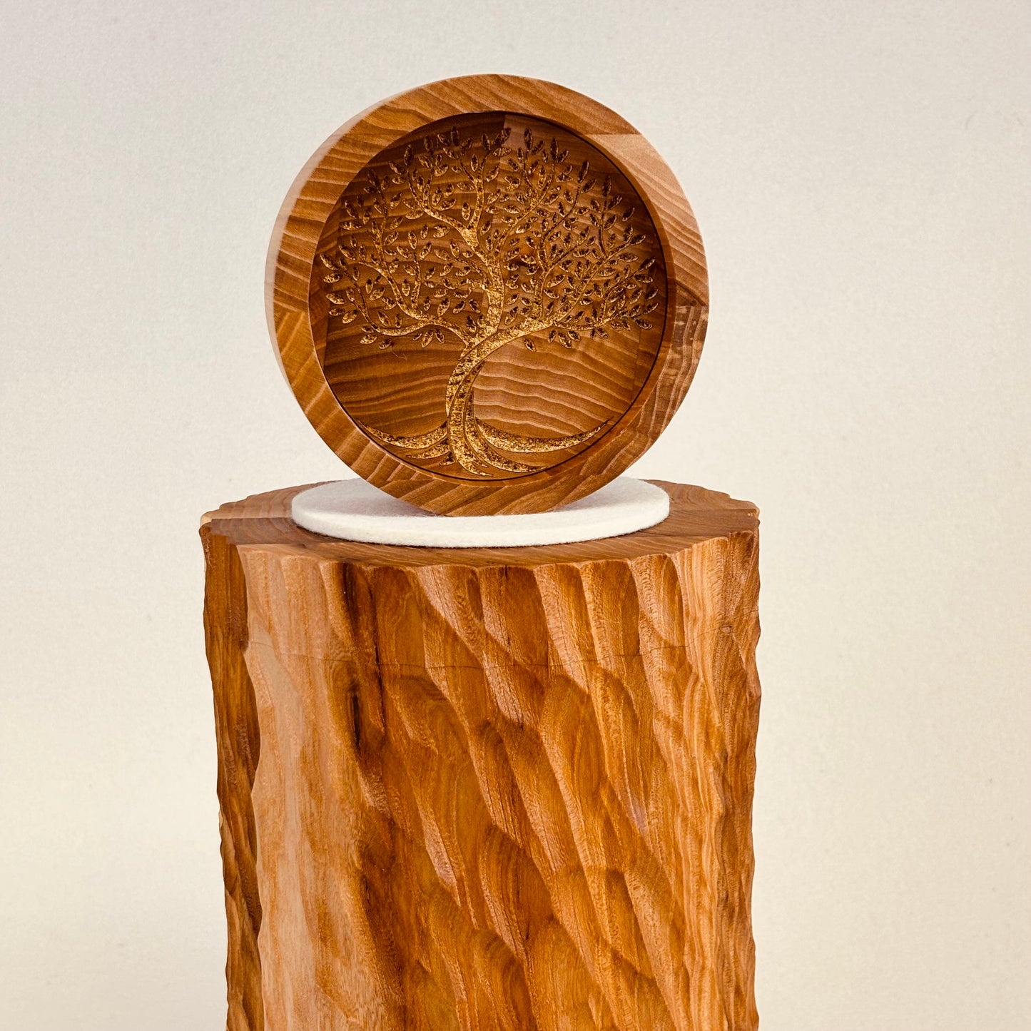 Holzurne "Ulme" struktur mit Lebensbaum und Vase - 249