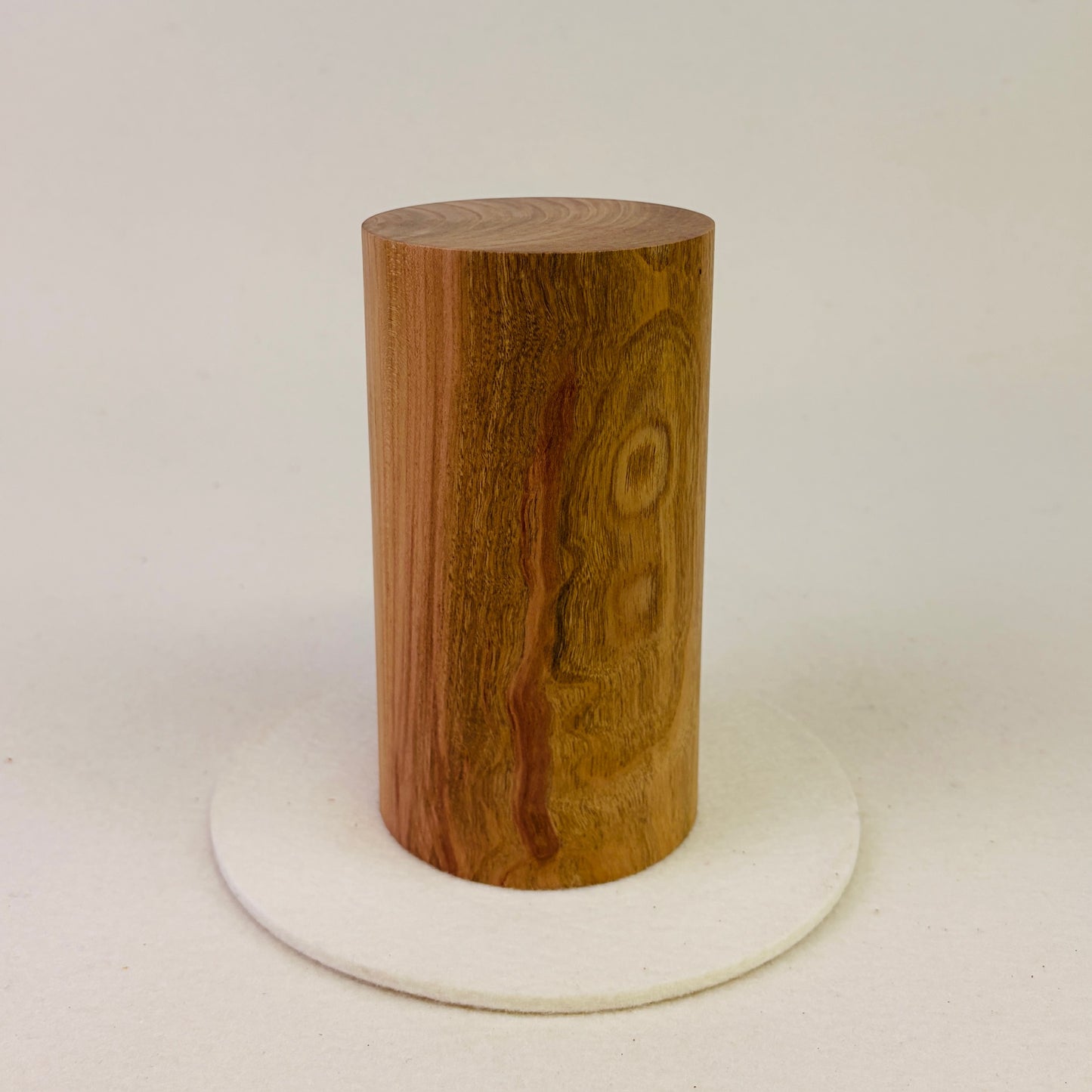 Tierurne aus Kirsche – Stele, Rund, Glatt, 0,4L