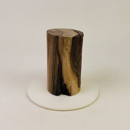 Tierurne aus Nussbaum – Stele, Rund, Glatt, 0,3L
