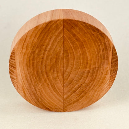 Holzurne in Erle mit Erinnerungsstück "Holzscheibe gerade Form"