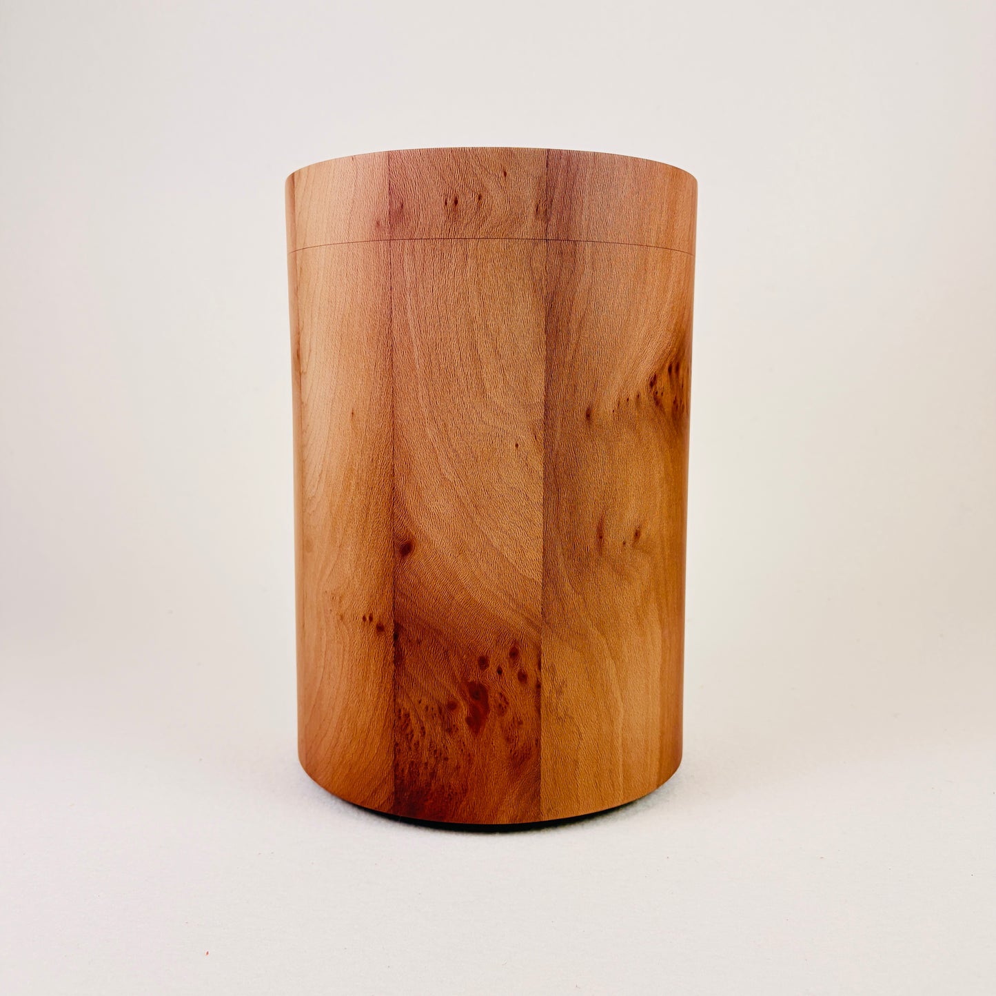 Holzurne "Platane" glatt - 274