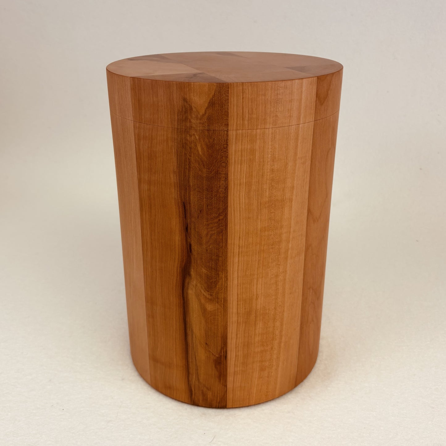 Holzurne "Elsbeere" glatt - 281