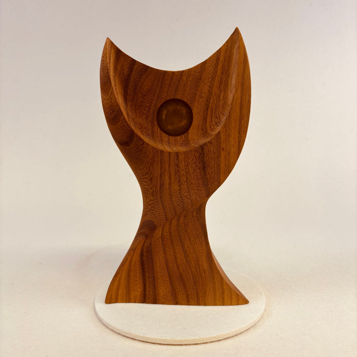 Engel mit Lichhtpunkt - gold