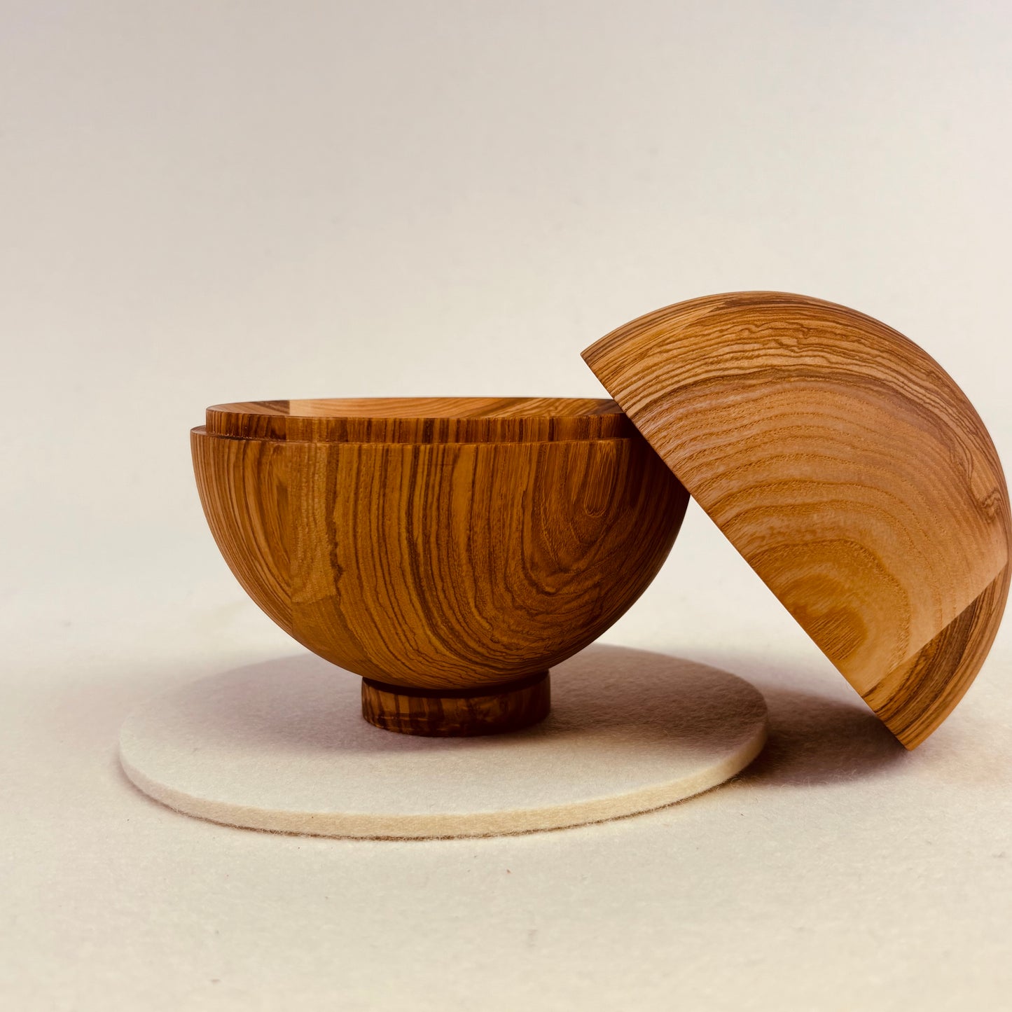 Holzkugel - Zwei Halbkugeln als Schale
