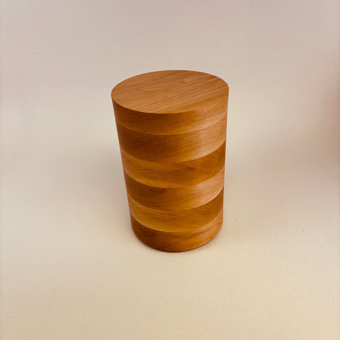 Holzurne "Erle" bunt - 224