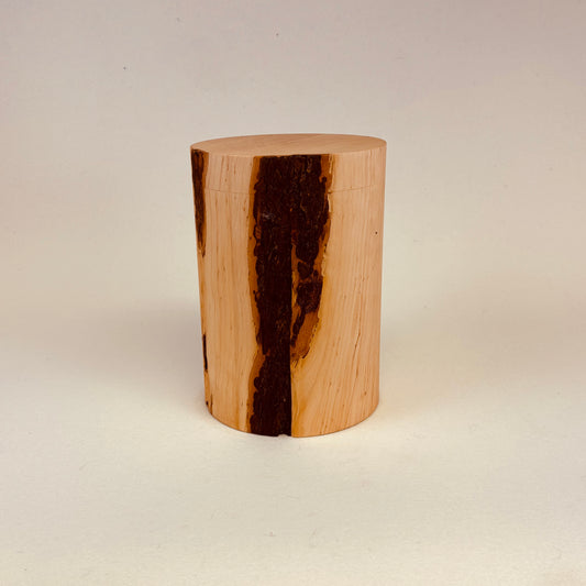 Holzurne "Erle" glatt mit Rinde - 187