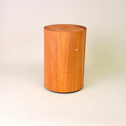 Holzurne aus Erle mit glatter Form – 362 (B)