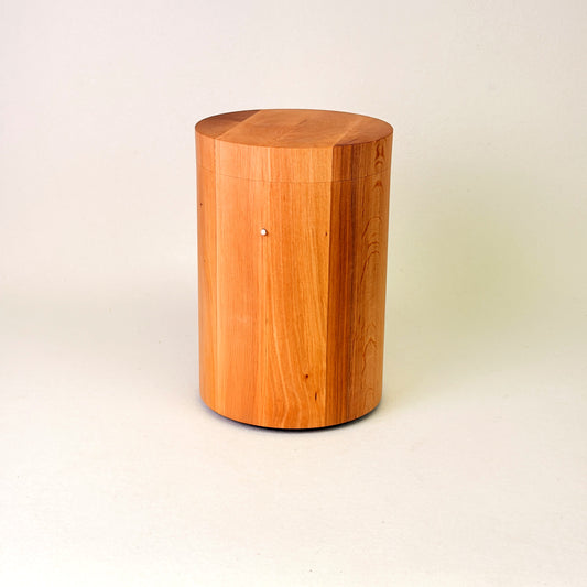 Holzurne aus Erle mit glatter Form – 362 (B)