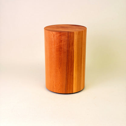 Holzurne aus Erle mit glatter Form – 384