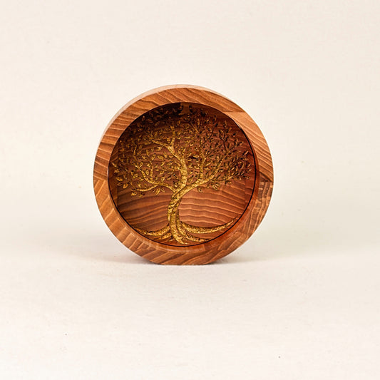 Erinnerungsstück aus Holz: Lebensbaum in Gold mit Ring