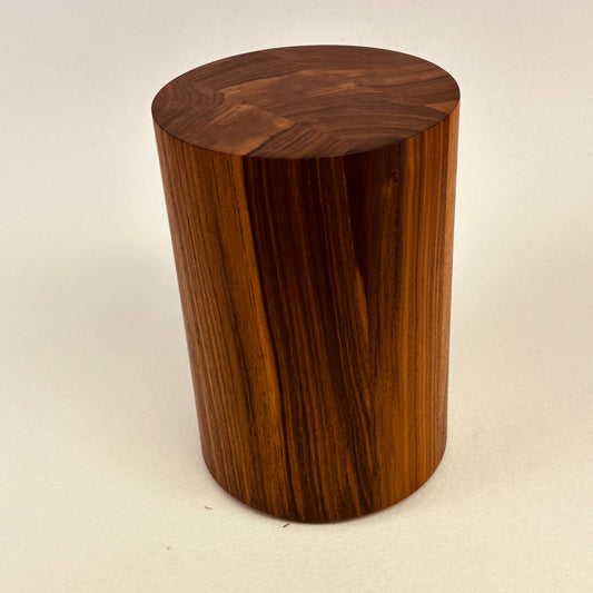 Holzurne "Nussbaum" glatt - 195
