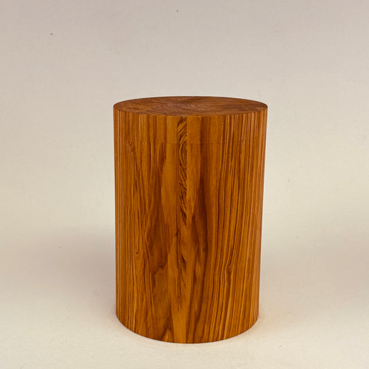 Holzurne "Oliv Esche" glatt - 271