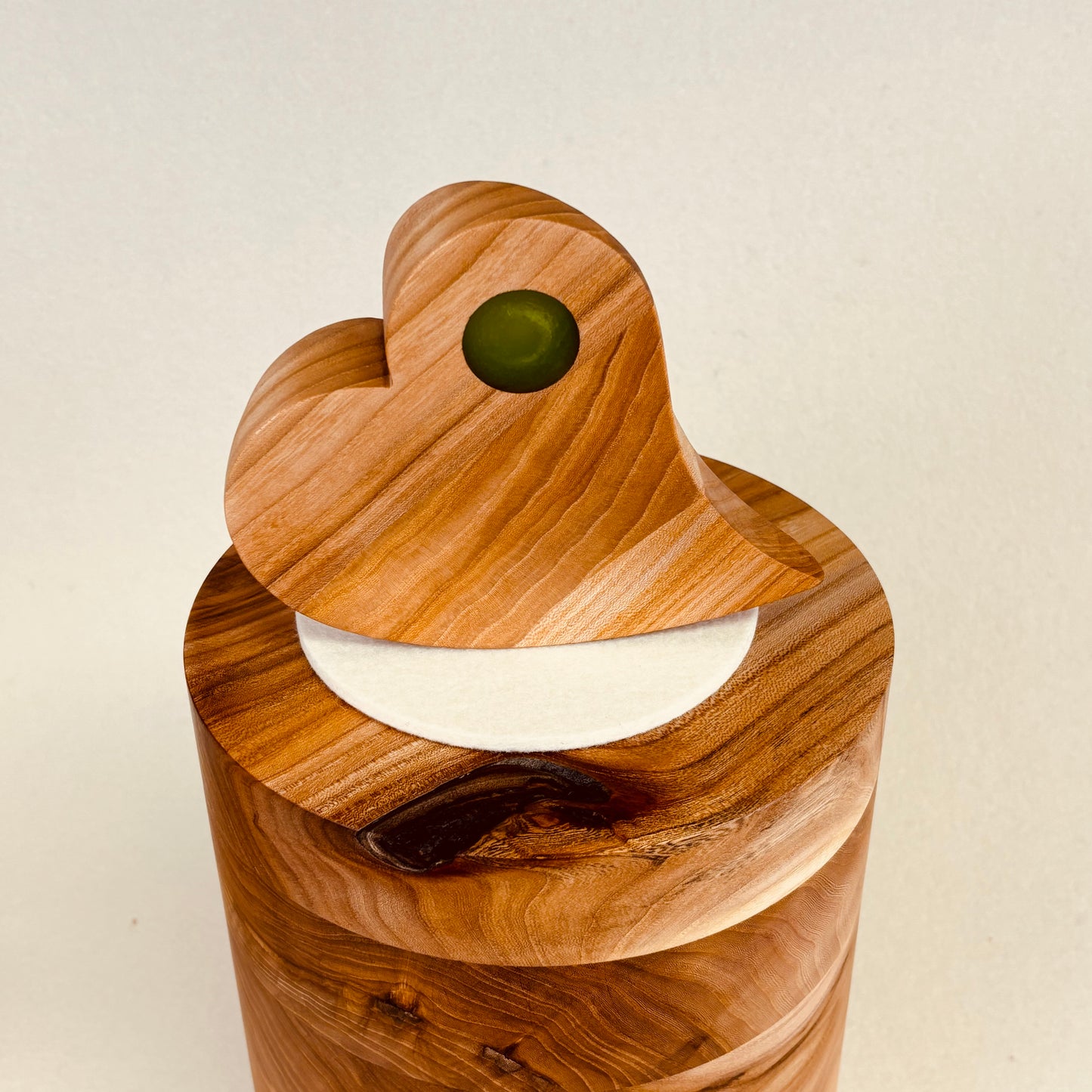 Holzurne "Ulme" bunt Herz mit Lichtpunkt (3 Stück) - 264