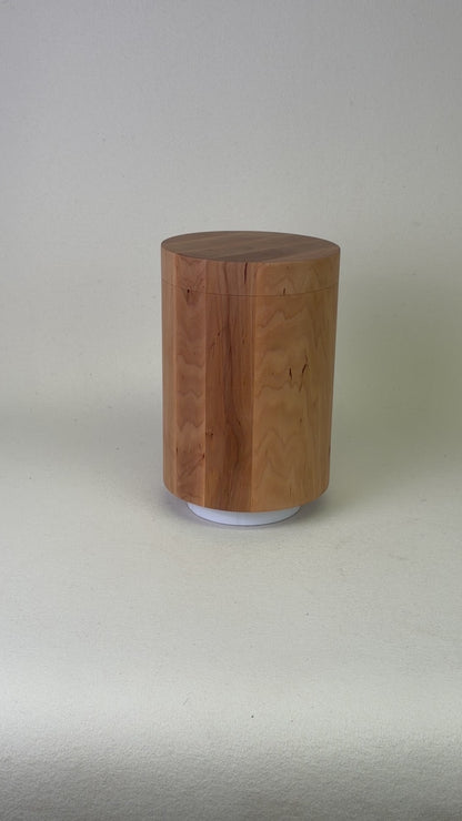 Holzurne aus Erle mit glatter Form – 383